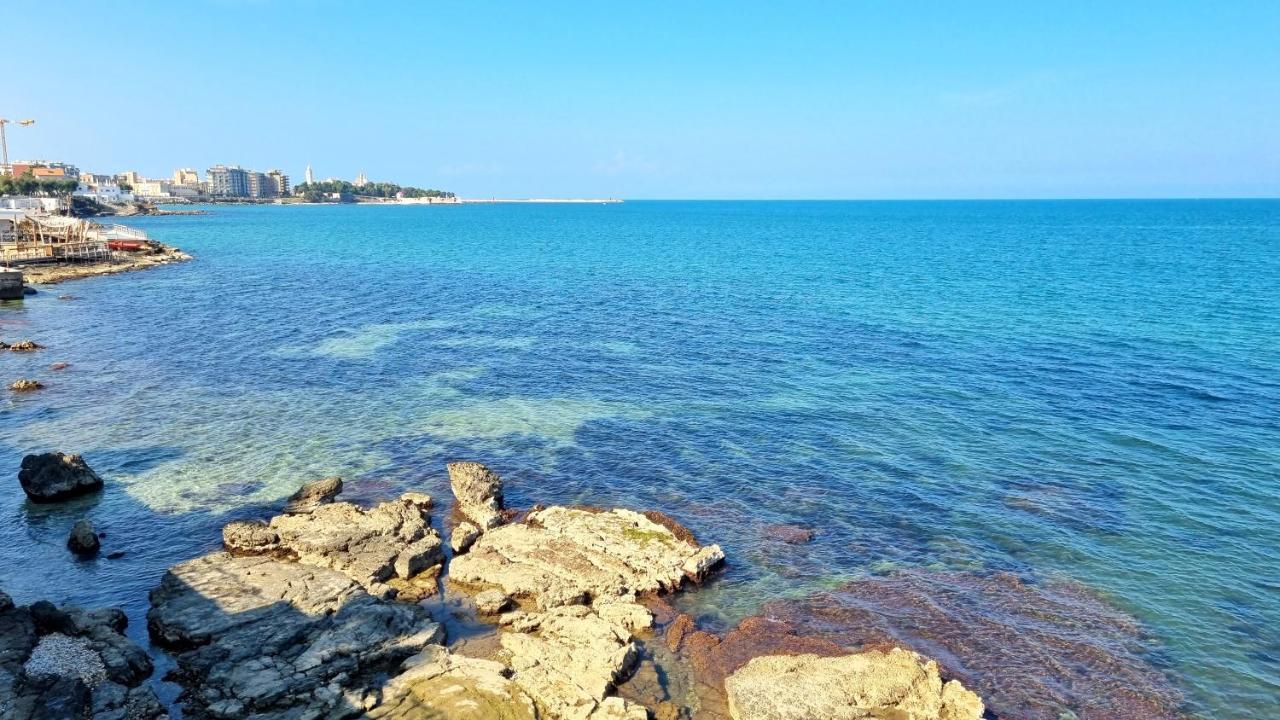 Casa Vacanze Cristoforo Colombo Holiday Trani Bagian luar foto